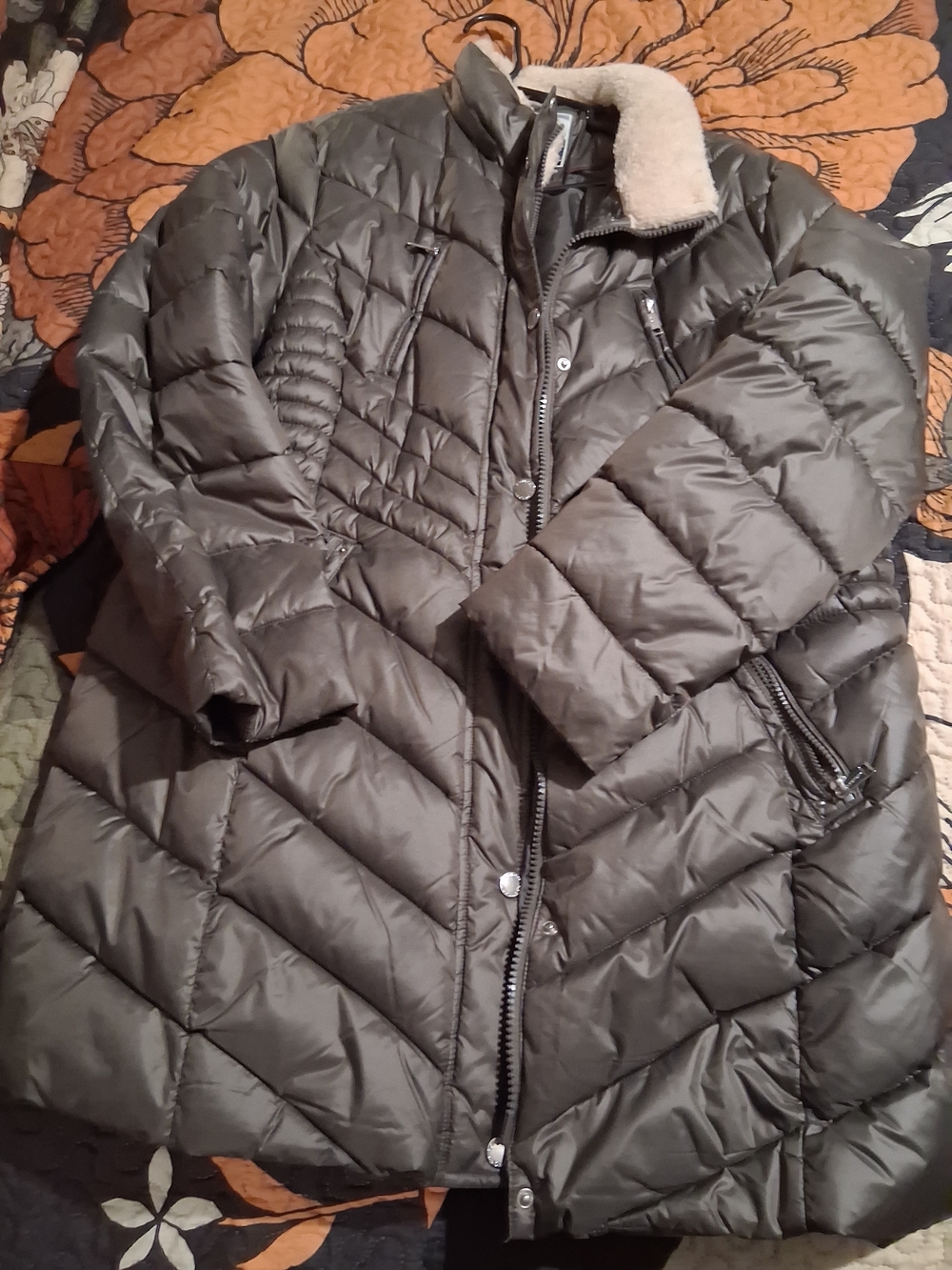 Women’s Olive Quilted Puffer Coat with Faux-Sherpa Collar